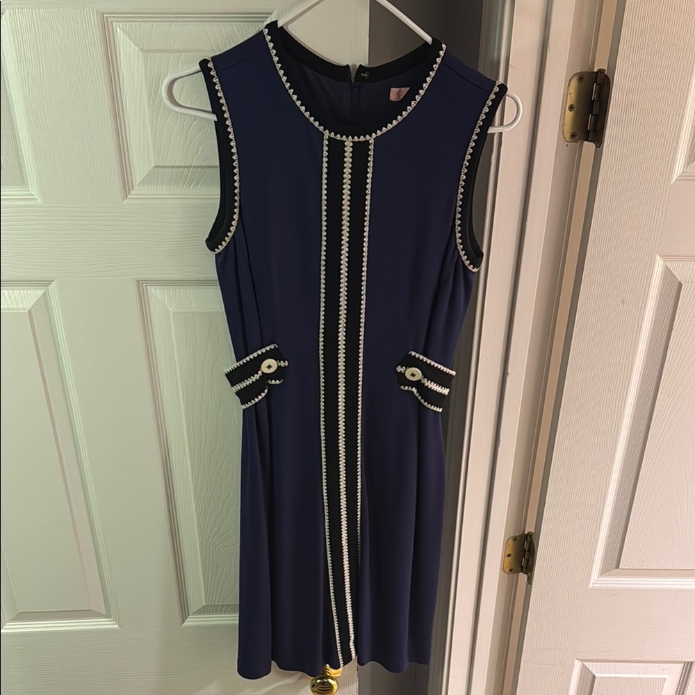 Lilly Pulitzer Navy Blue Sleeveless Dress with White Trim
